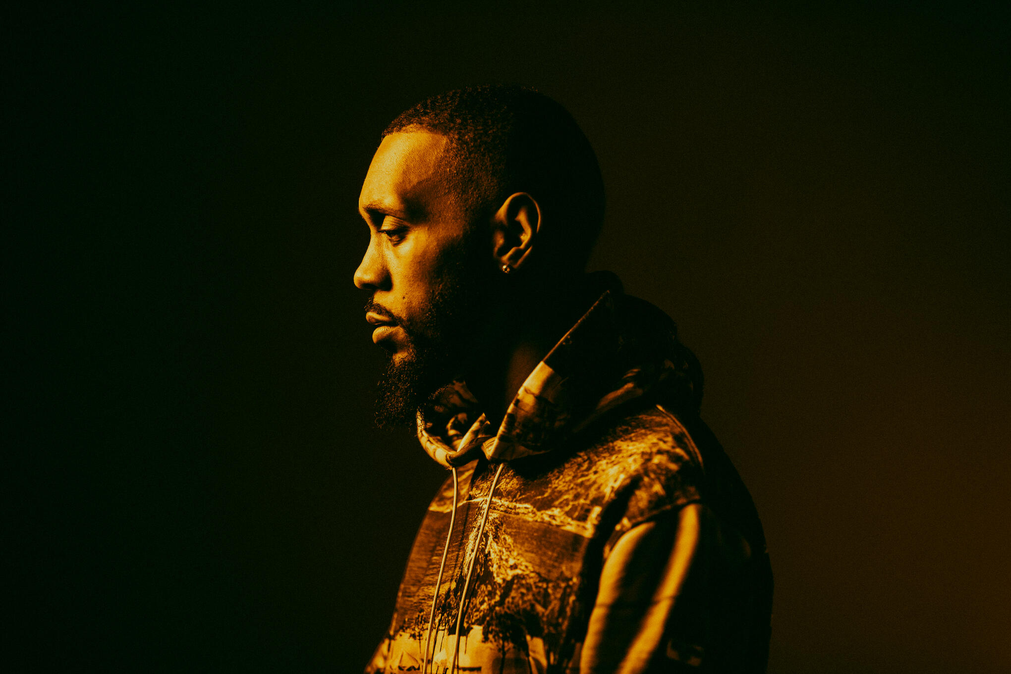 Daniel Goldstripes Desir in warm gold light
